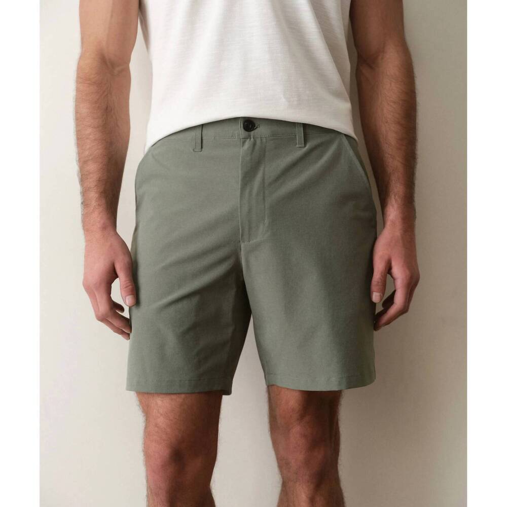 NEW MARINE LAYER hybrid short in laurel wreath
